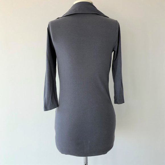 Three Dots Grey Top with Pleated Yoke, Large Collar - Picture 4 of 8